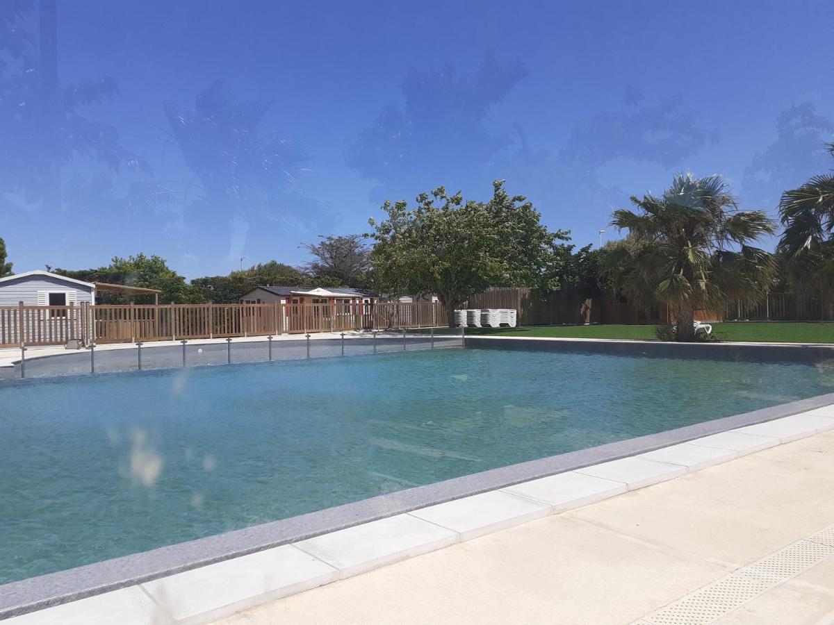 Mobilhome Agreable Sans Draps Ni Serviettes Port-la-Nouvelle Exterior foto